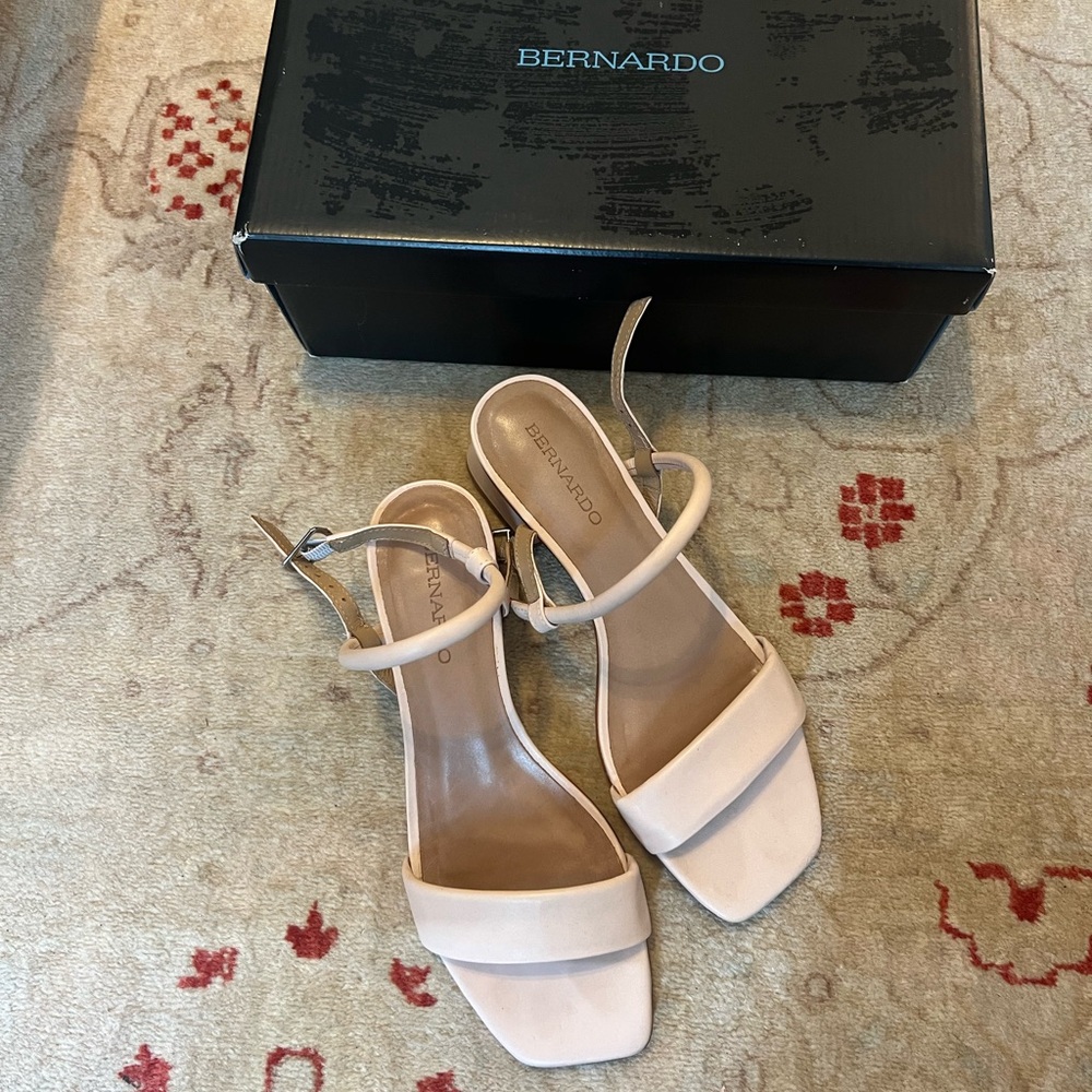 Bernardo Josei Sandal